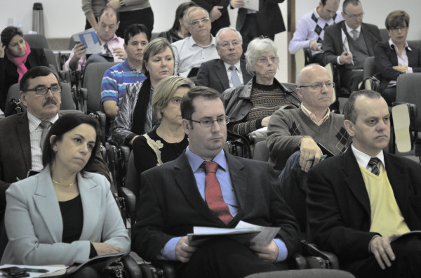 Assembleia define estratégias para resolver situação dos prestadores de serviços com o IPE-Saúde