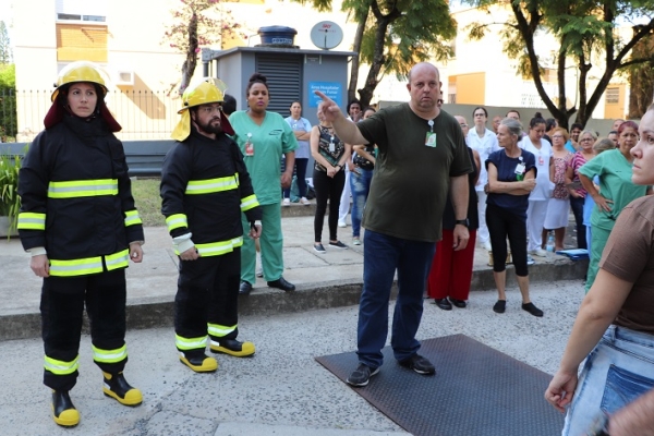 Colaboradores do Grupo Hospitalar Conceição participam de treinamento para Brigada de Incêndio_1