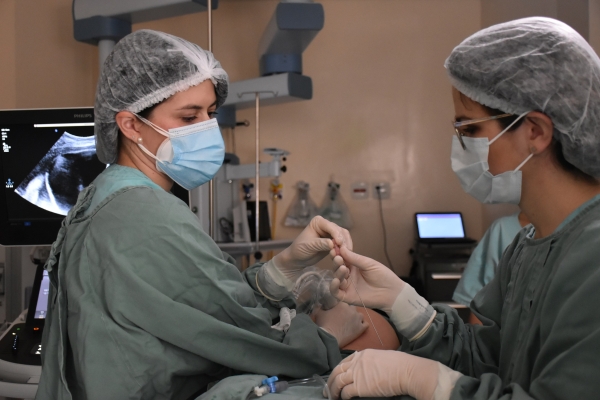 Santa Casa de Porto Alegre inicia Programa de Cirurgia Fetal com procedimento raro e inédito no RS__1