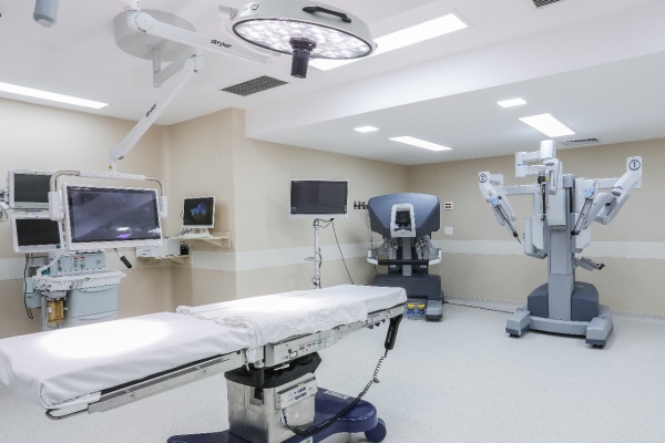 Complexo Hospitalar de Niterói Dasa inaugura serviço de cirurgia robótica 