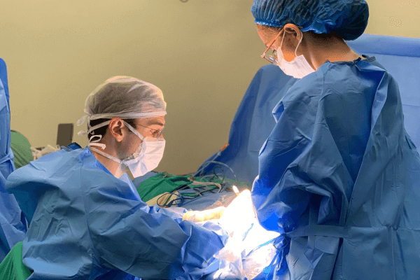 surdez profunda bilateral por neurofibromatose do tipo 2