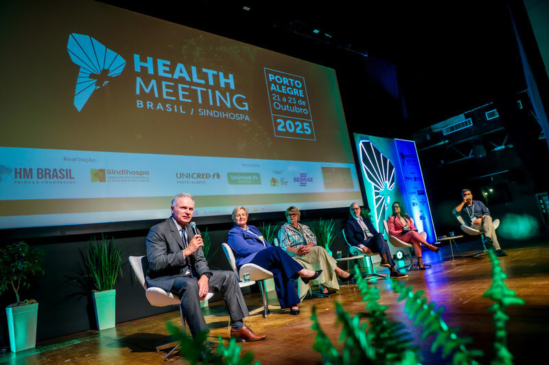 Palestra 4 - Experiência do Paciente – qualidade médico – assistencial como diferencial estratégico no Health Meeting 2025 – que ocorre de 21 a 23 de Outubro no Centro de Eventos da PUC RS. FOTO: Marcos Nagelstein/Agência Preview.