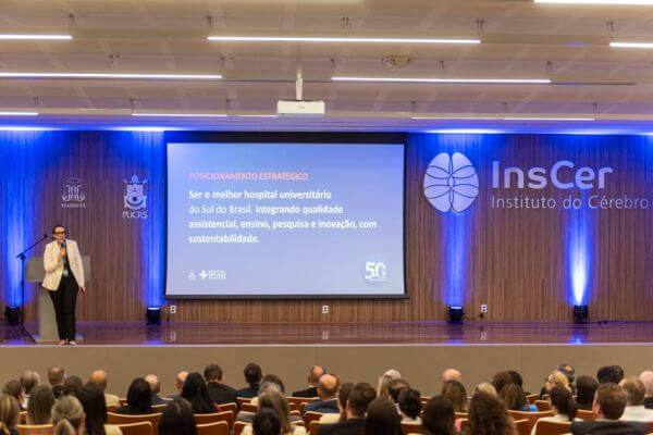 andrea bandeira pucrs