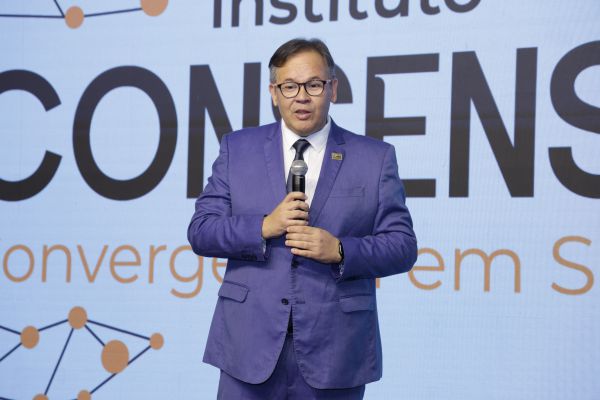 BRENO MONTEIRO INST CONSENSO