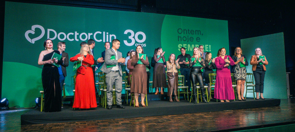 30 ANOS DOCTOR CLIN