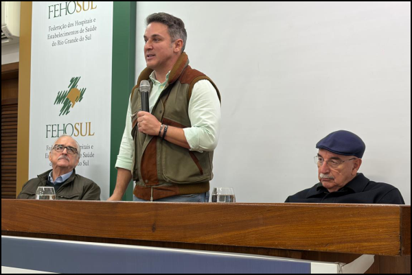 Na FEHOSUL, Zucco assume compromisso de gestão por eficiência e mesa permanente de diálogo