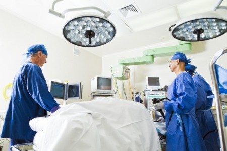 Saúde dará gratificação para hospitais que aumentarem número de cirurgias
