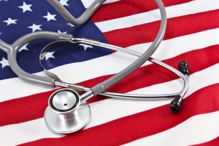 Falta de transparência dos custos com cuidados de saúde são questionados nos EUA