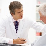Avaliações negativas na internet constrangem médicos que estariam cedendo a pedidos de pacientes