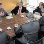 FEHOSUL entrega resoluções de assembleia e notifica Ipergs para soluções