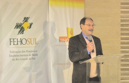 Sartori destaca o diálogo com entidades para qualificar a saúde gaúcha