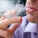 Dois em cada três fumantes morrerá por causa do cigarro