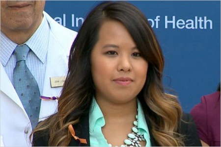 Enfermeira que contraiu ebola processa hospital do Texas