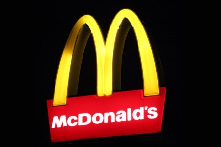 McDonalds vai retirar comida de frangos criados com antibióticos do cardápio