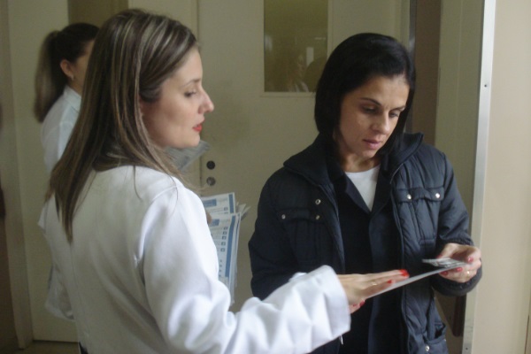 Hospital Santa Lucia promove ações para alertar o perigo da automedicação3