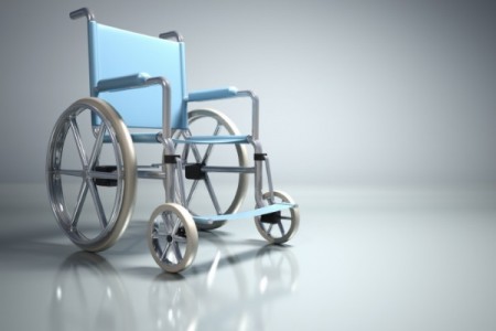 Homens com pernas paralisadas voltam a se movimentar com estímulo não invasivo