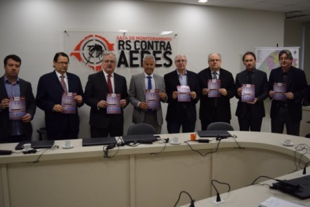 Secretários de estado e entidades representativas discutem ações contra o Aedes