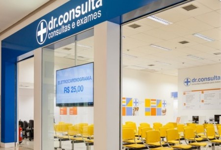 Desemprego e queda de renda fazem clínicas populares avançarem