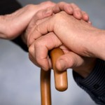 5 elementos de design para envolver os sentidos de pacientes idosos