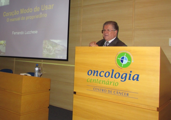 Lucchese faz palestra na comemoração dos 15 anos da Oncologia Centenário