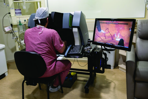 Hospital Moinhos de Vento passa a contar com cirurgia robótica