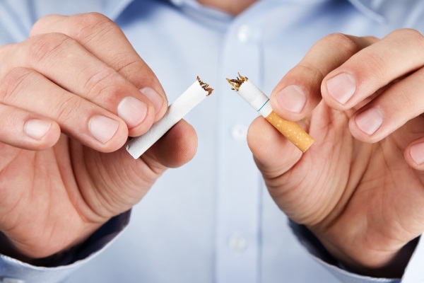 Projeto poderá obrigar planos de saúde a cobrir tratamento contra o tabagismo