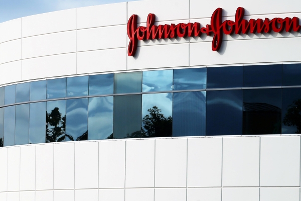 EUA: Johnson & Johnson anunciará preço dos medicamentos em seus comerciais de TV