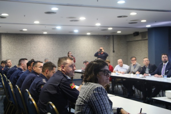 FEHOSUL participa de reunião do Conselho Estadual Contra Incêndio 