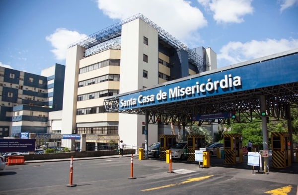 Santa Casa de Porto Alegre lança primeira ferramenta do mundo que detecta prescrições fora do padrão_