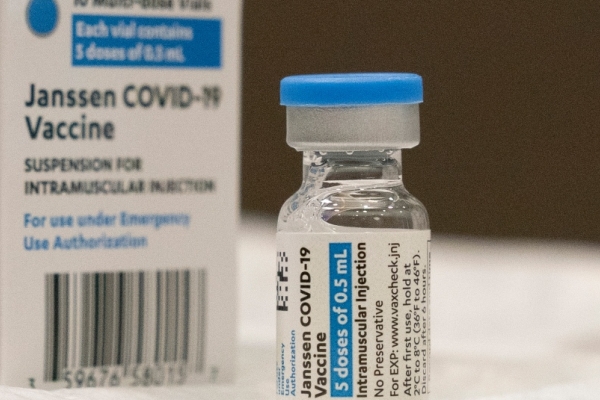 As vantagens da vacina da Janssen, a primeira no país a utilizar apenas uma dose