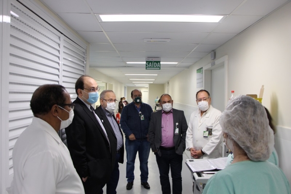 GHC apresenta revitalização da Enfermaria de Neurocirurgia do Hospital Cristo Redentor