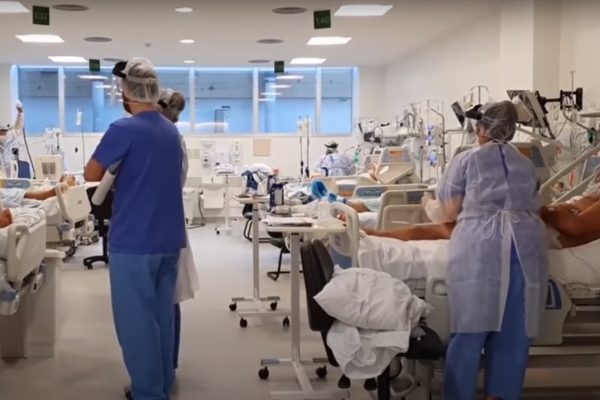 Hospital de Clínicas de Porto Alegre lança documentário sobre o combate à pandemia