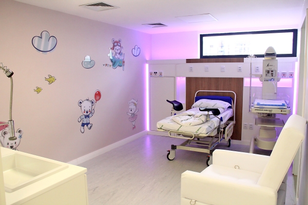 Hospital Tacchini define regras para liberação da presença de doulas nos partos