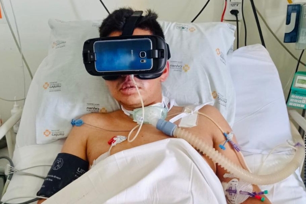 Óculos de realidade virtual tornam-se aliados na reabilitação de pacientes em hospital SUS