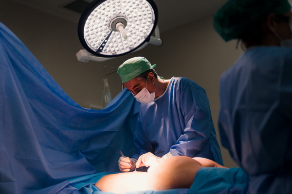 Segurança em cirurgia plástica é tema do Fórum do Corpo Clínico do Hospital Mãe de Deus