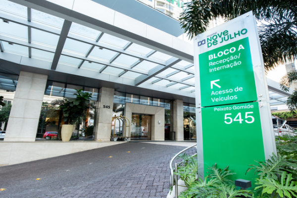 Hospital Nove de Julho realiza procedimento inovador no Brasil de regeneração de tecidos com tecnologia de bioimpressão 4D