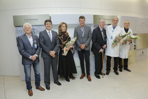 No Dia do Médico, Hospital Moinhos de Vento homenageia profissionais na Galeria da Excelência--