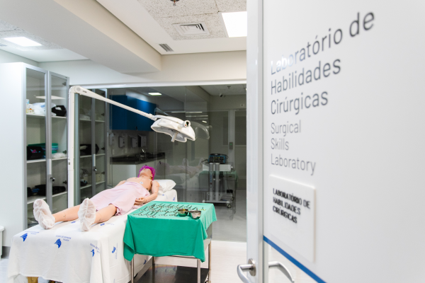Com investimento superior a R$ 15 milhões, Hospital Moinhos inaugura a nova sede da sua Faculdade