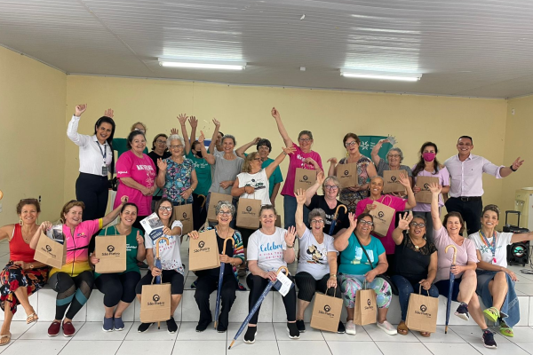 Grupo São Pietro Saúde promove ações no Litoral Norte em parceria com a Maturidade Ativa do Sesc/RS