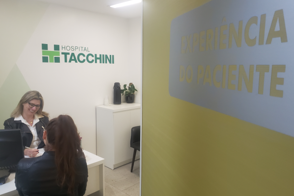 Núcleo de Experiência do Paciente do Hospital Tacchini fecha 2022 com mais de 3,3 mil interações