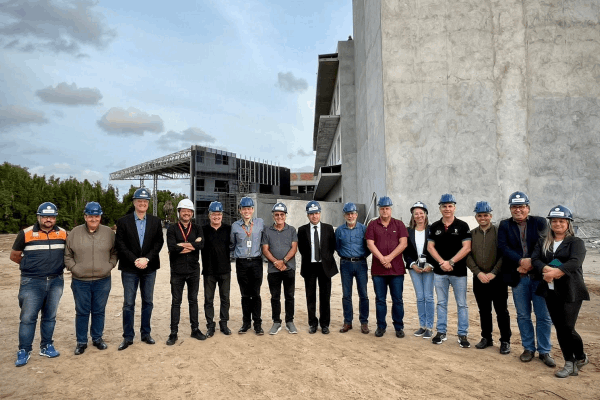 Hospital Monporto recebe Vice-Prefeito, Vereadores e Secretária de Saúde