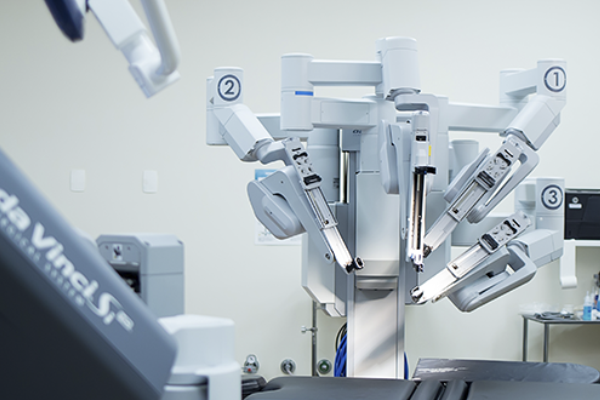 Faculdade Moinhos de Vento promove curso de certificação em cirurgia robótica urológica