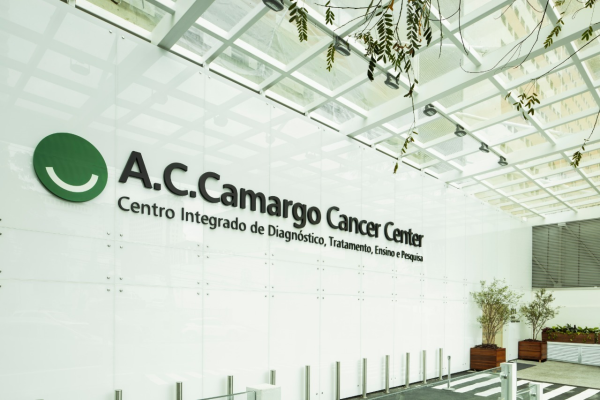 A.C.Camargo Cancer Center e COE se unem em parceria inédita em oncologia no Vale do Paraíba