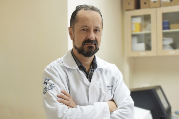 Médico da Santa Casa é reeleito presidente da Sociedade Gaúcha de Infectologia