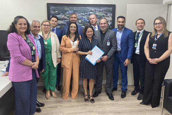 Hospital São Lucas da PUCRS e Unimed Porto Alegre firmam acordo para projeto de Value Based Health Care