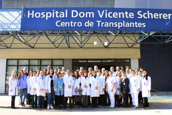 Santa Casa de Porto Alegre celebra marca de 6 mil transplantes renais