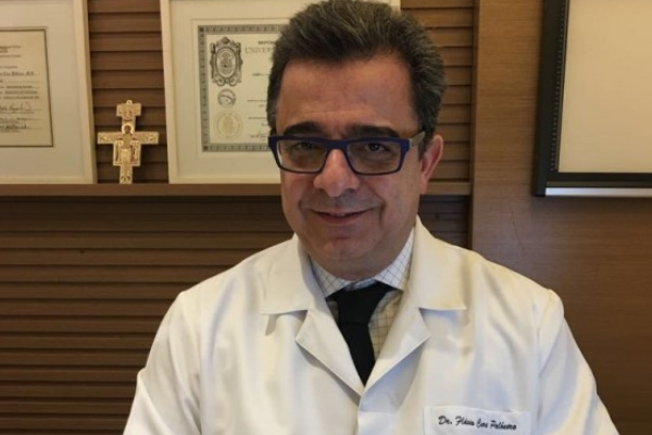 Dr Flávio Cure do Hospital CopaStar participa do evento O Espaço QT no paciente com câncer