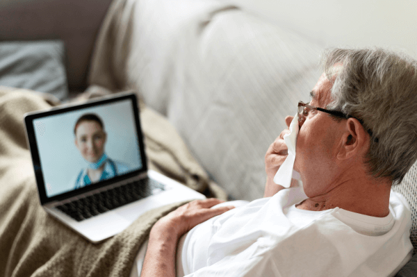 Telemedicina facilita acompanhamento de pacientes oncológicos idosos