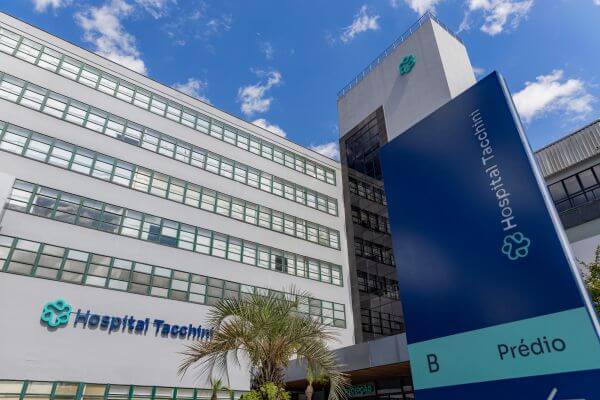 Hospital Tacchini de Bento Gonçalves alerta sobre alta demanda nos serviços de saúde