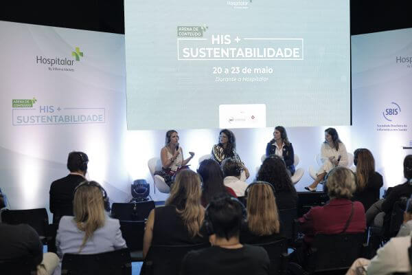 Protagonismo feminino e inovação líderes discutem o futuro da saúde em painel da Hospitalar 2025